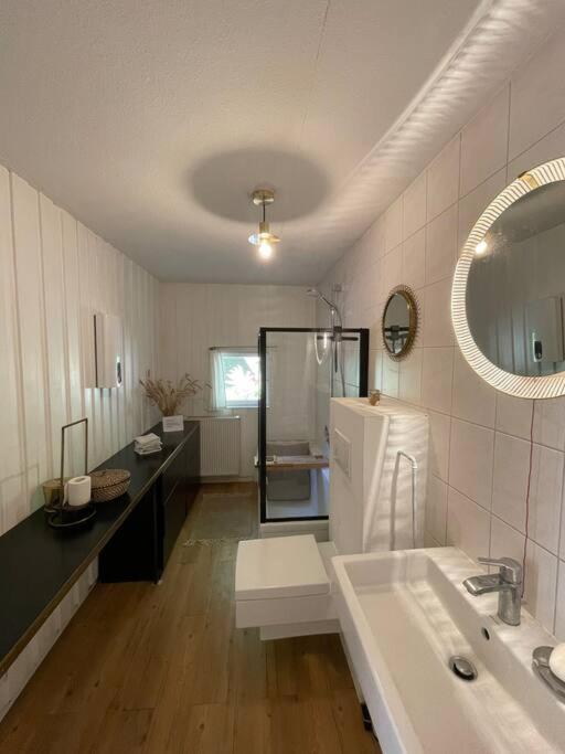 Sorpe Lodge - Entspannte Urlaubstage Am See! Langscheid  Bagian luar foto